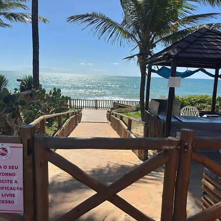 Flat Guarajuba 4 Quartos Terreo A Beira Mar - Pe Na Areia - Governanca Com Arrumadeira E Wi Fi Inclusos Camassari エクステリア 写真