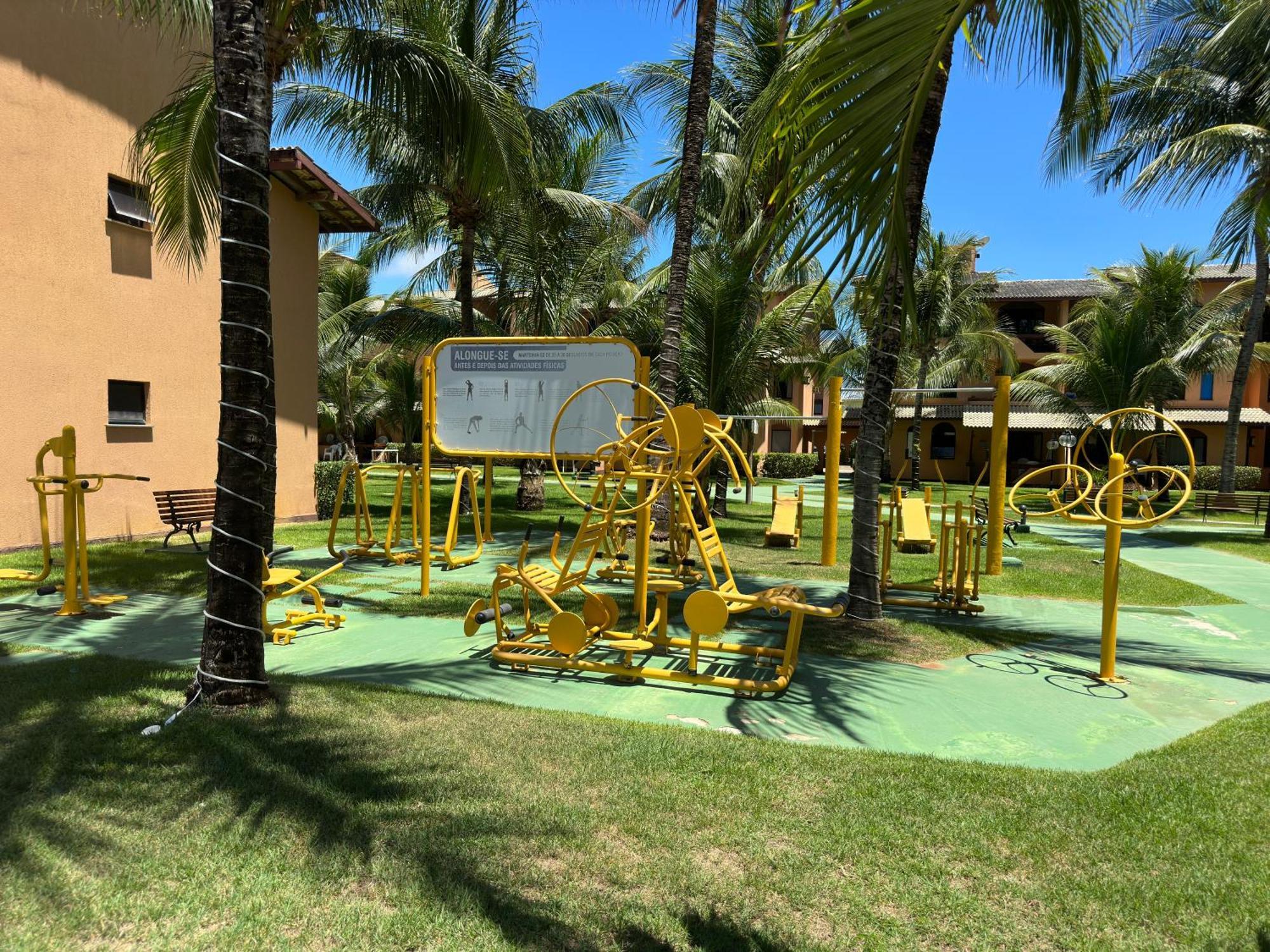 Flat Guarajuba 4 Quartos Terreo A Beira Mar - Pe Na Areia - Governanca Com Arrumadeira E Wi Fi Inclusos Camassari エクステリア 写真